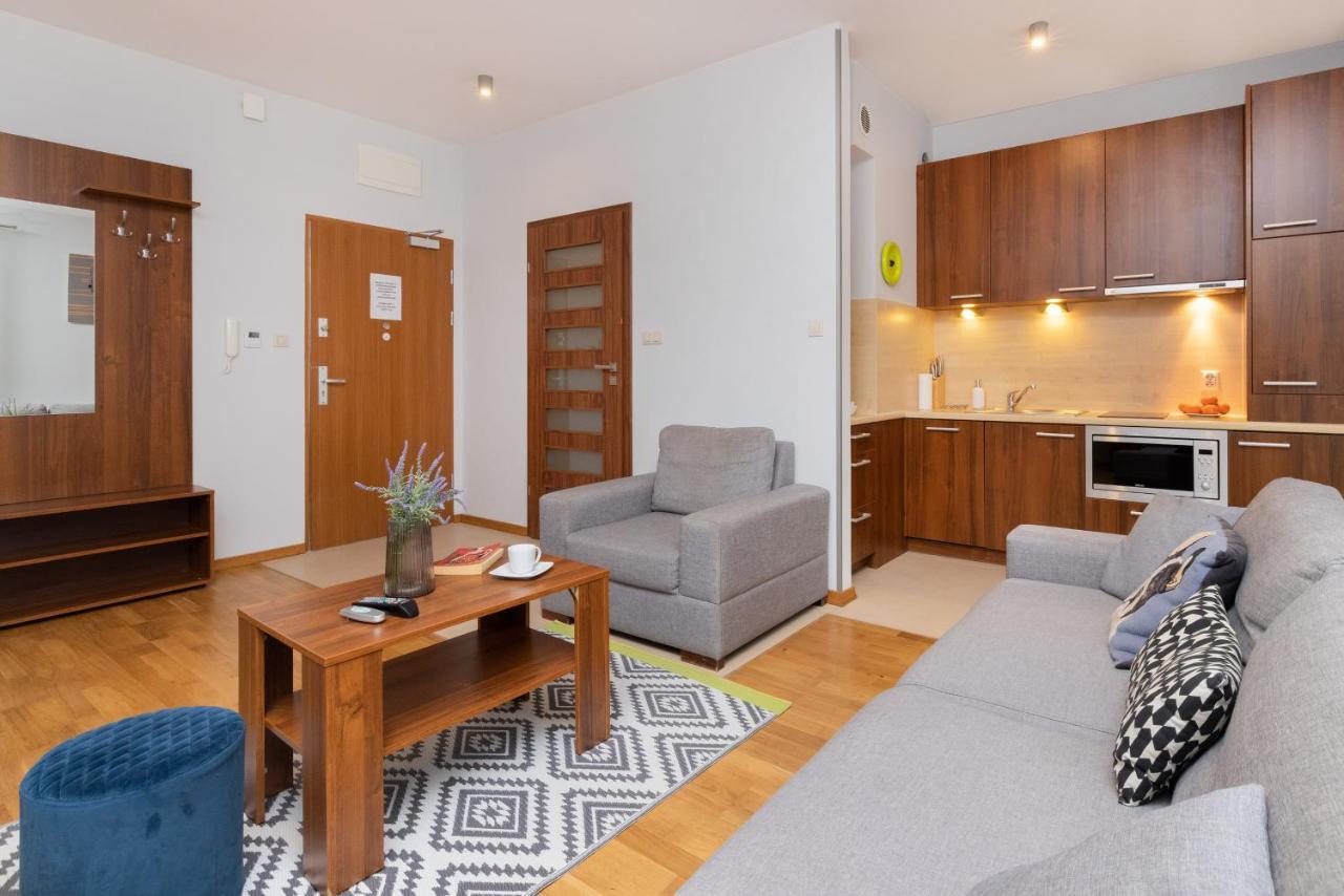 Villa 4 Pory Roku By Noclegi Renters Jastrzębia Góra エクステリア 写真